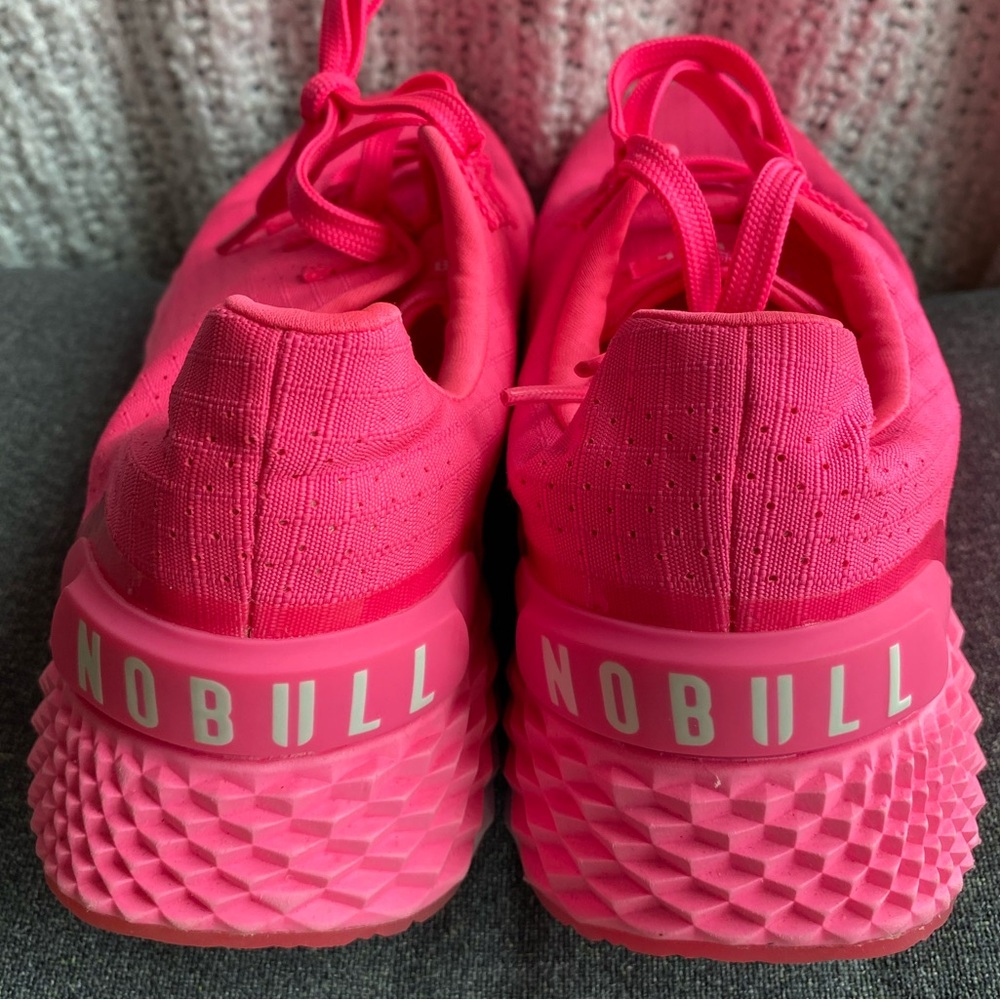 Men’s Ripstop bright pink NOBULL size 9.5 training shoe